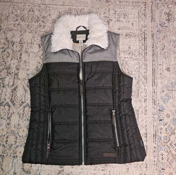 G.H. Bass & Co. Jackets & Blazers - G.H. Bass & Company Faux Fur Collar Zip Up Vest